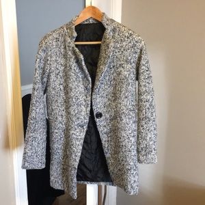 Light gray structured coat